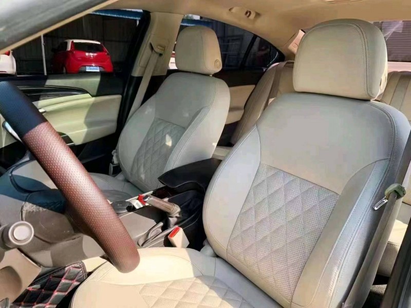 烟台14年别克君威8