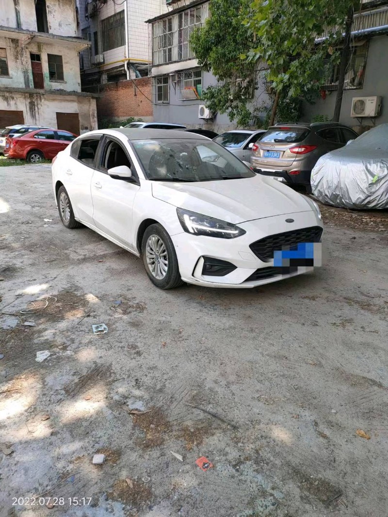 北京20年福特福克斯5