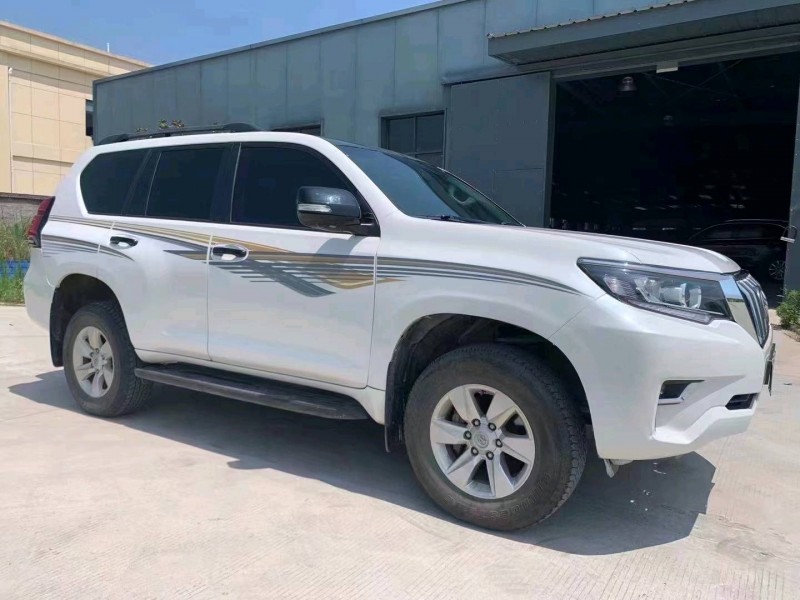 北京19年丰田普拉多3