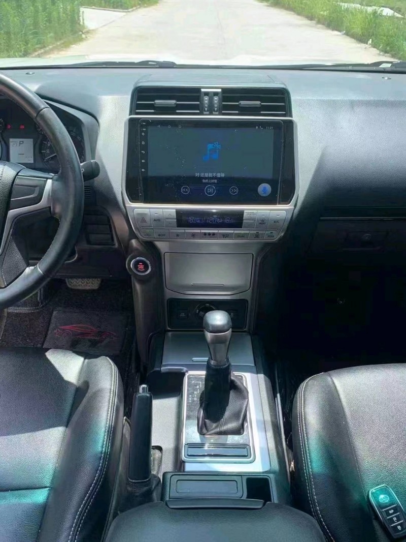 北京19年丰田普拉多5