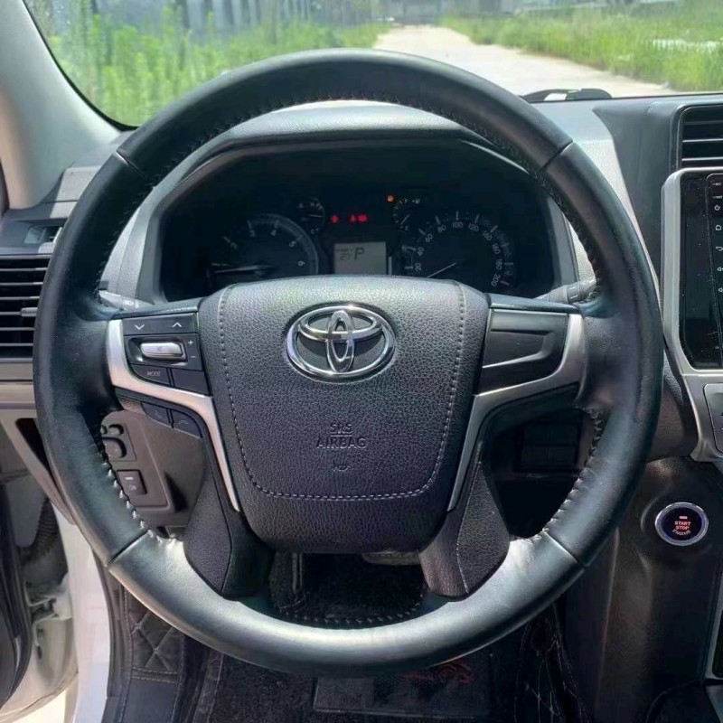 北京19年丰田普拉多6