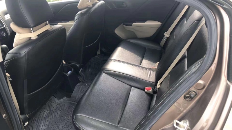 青岛18年本田哥瑞6