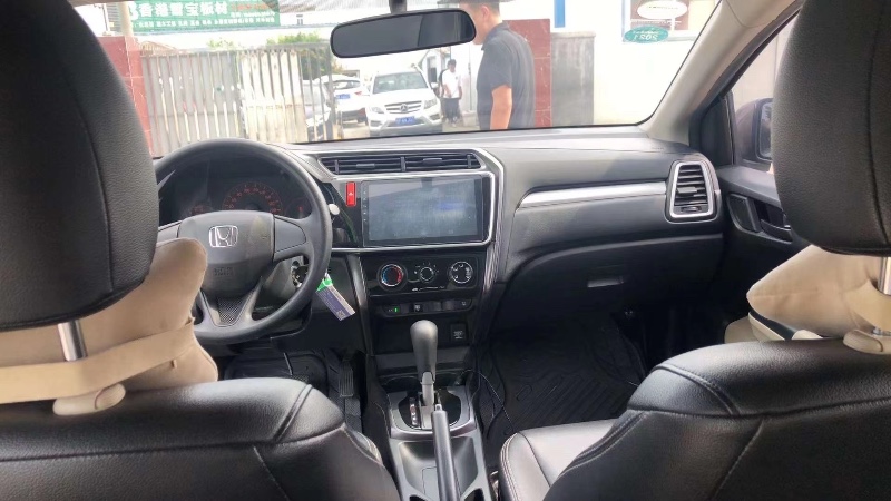 青岛18年本田哥瑞8