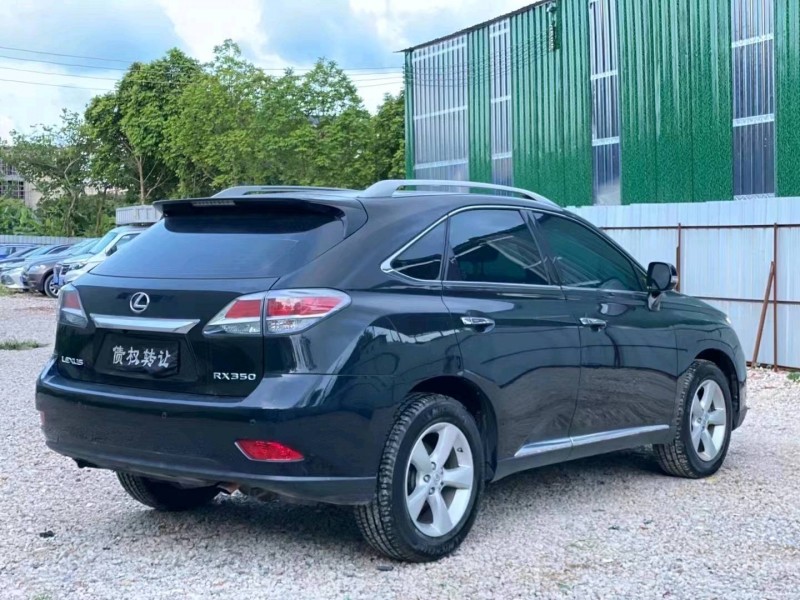 中山14年雷克萨斯RX3