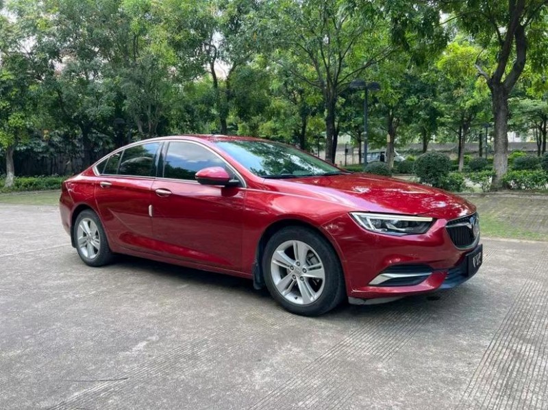 中山17年别克君威3