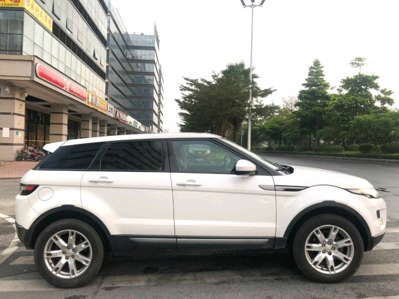 广州14年路虎极光5