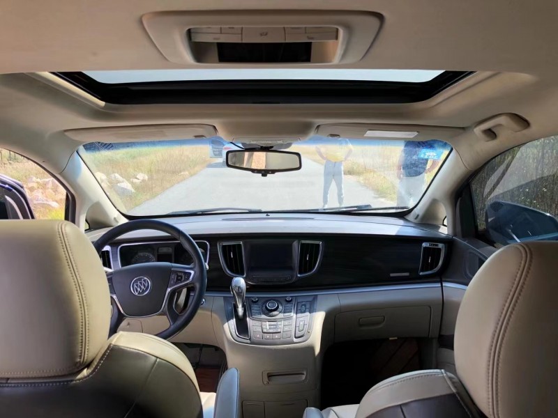 青岛11年别克GL85