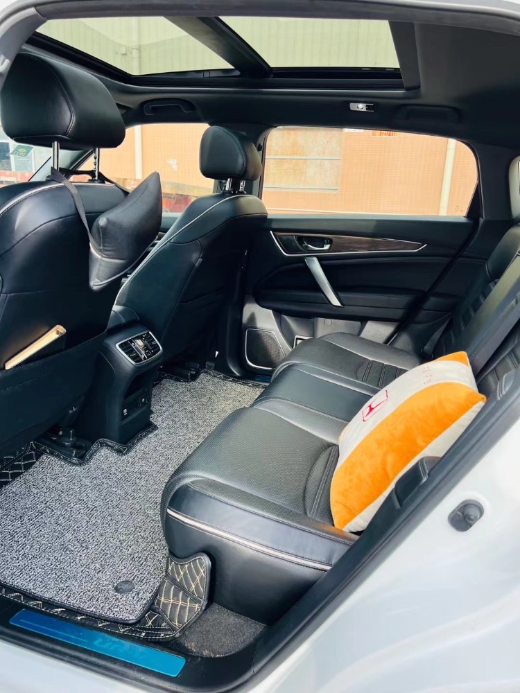 东莞18年本田UR-V5