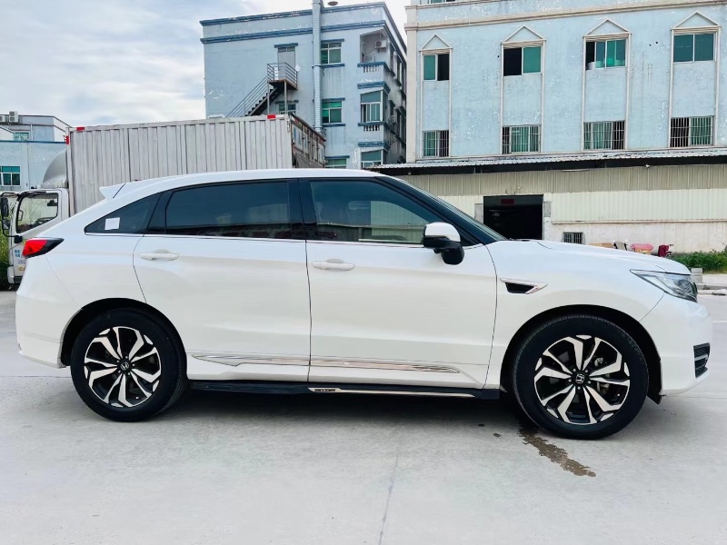 东莞18年本田UR-V9