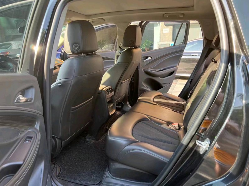 徐州18年别克昂科威5