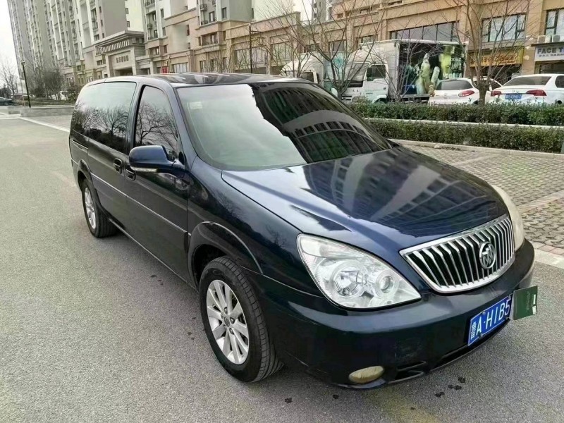 青岛13年别克GL83