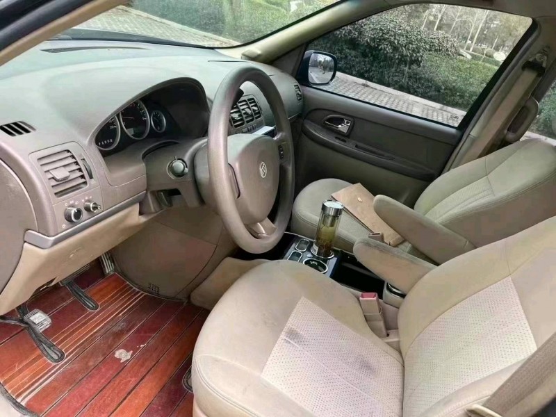 青岛13年别克GL86