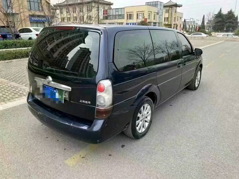 青岛13年别克GL88