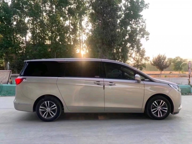 北京17年别克GL86