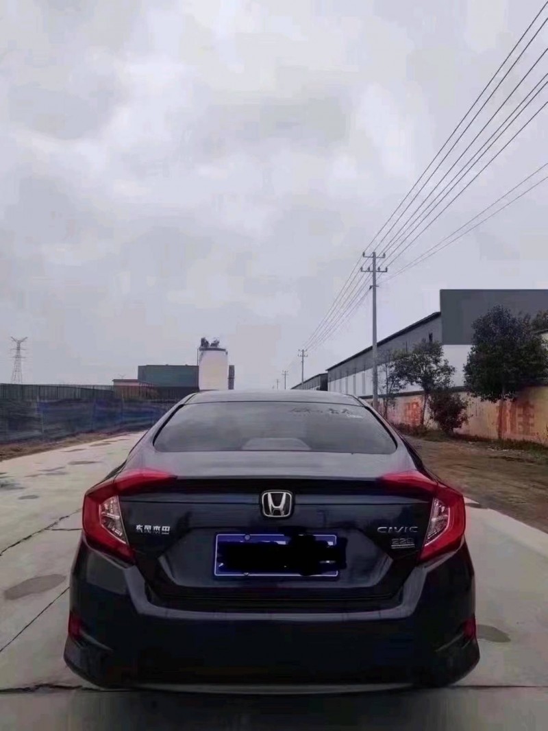 北京17年本田思域6