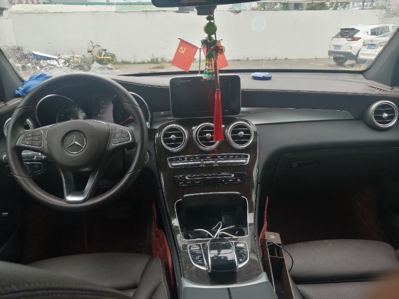 东莞19年奔驰GLC5