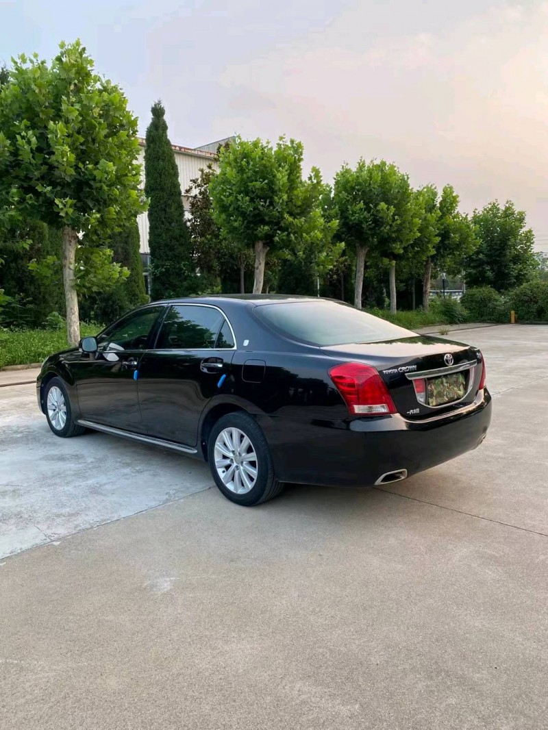 徐州11年丰田皇冠7