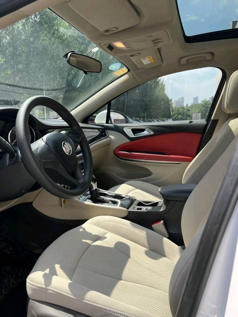 沈阳17年别克威朗7