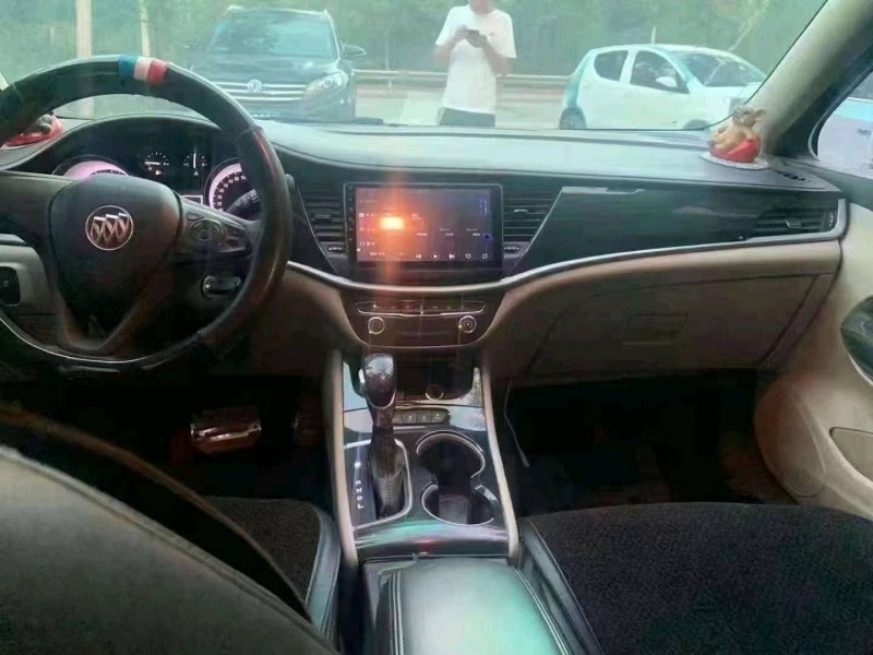 北京17年别克威朗6