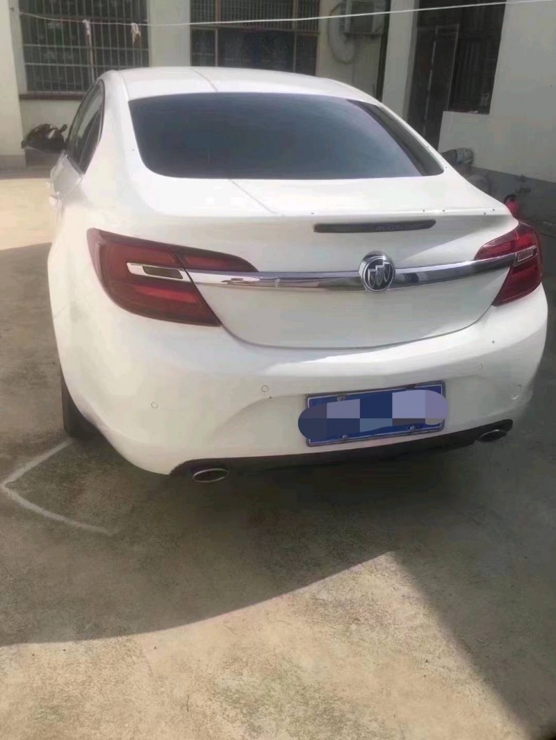 北京14年别克君威4