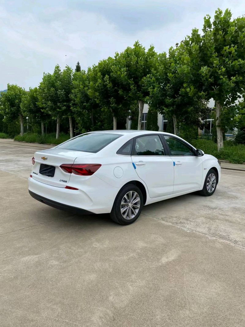 徐州22年雪佛兰科沃兹8