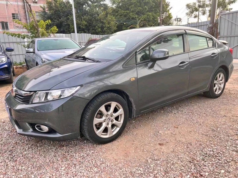 广州12年本田思域3