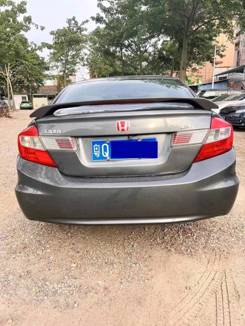 广州12年本田思域5