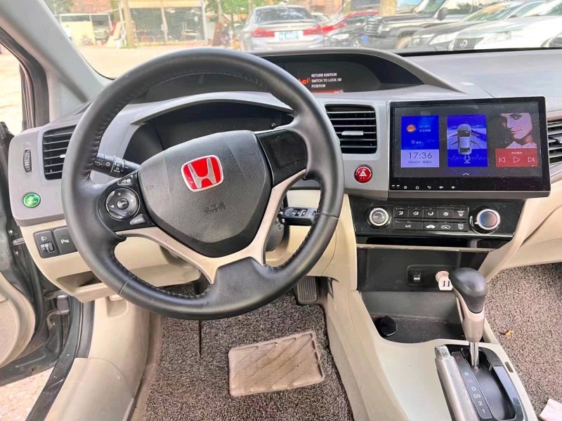 广州12年本田思域8