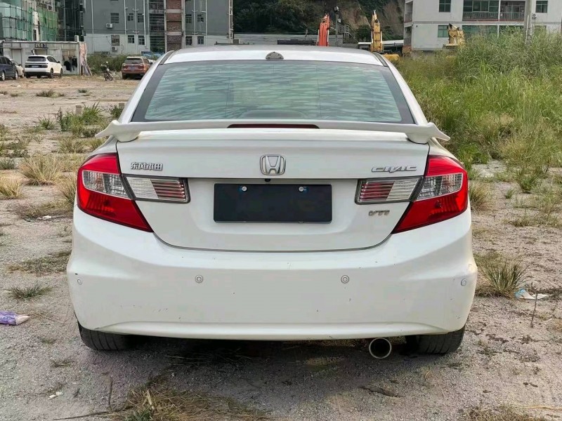 广州12年本田思域5