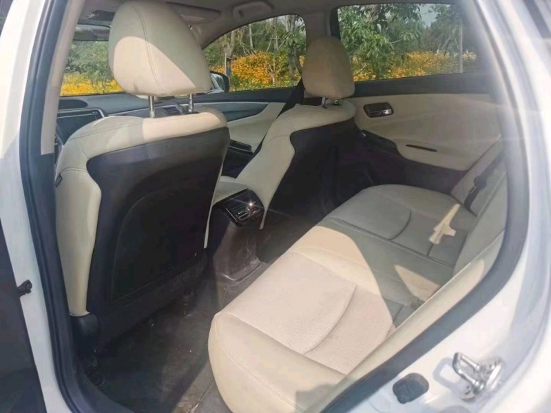 广州16年本田思铂睿3