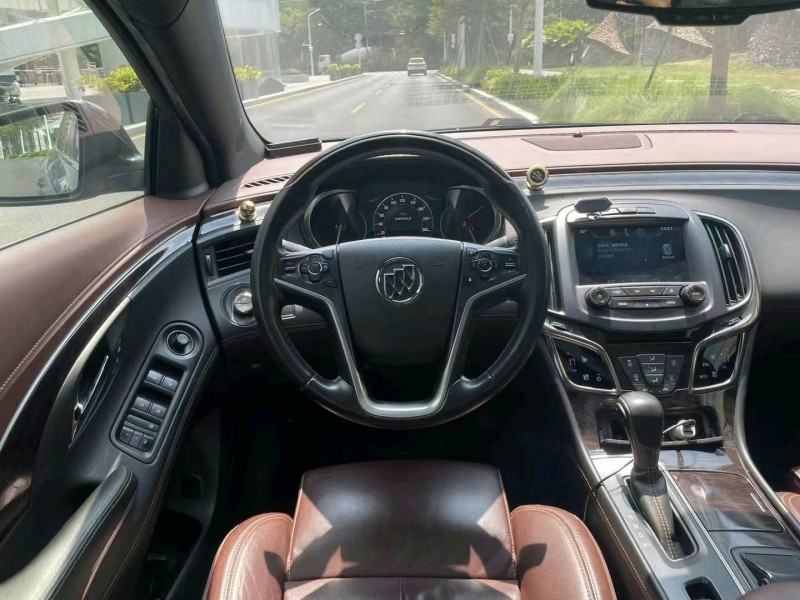 东莞14年别克君越4