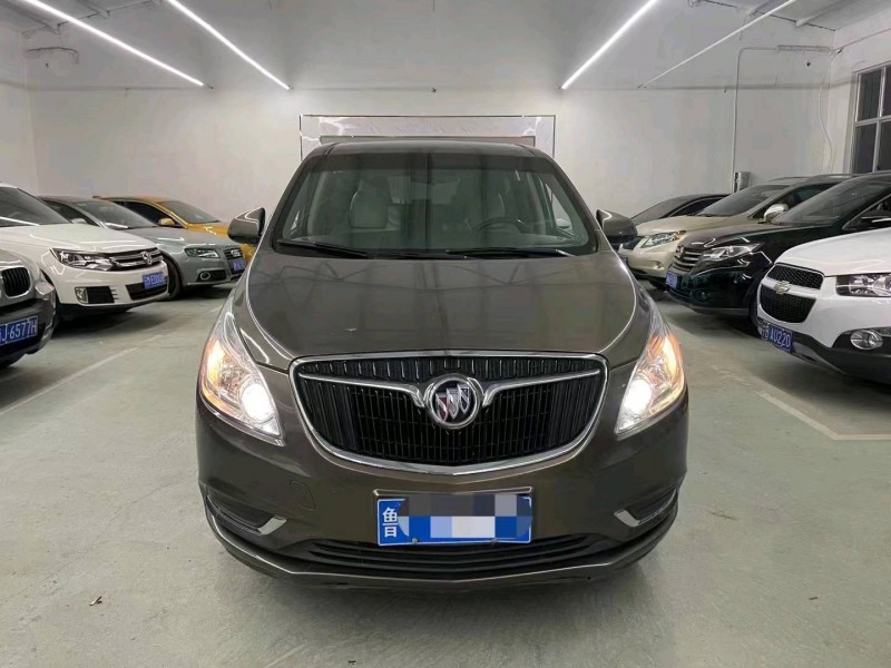 潍坊17年别克GL81