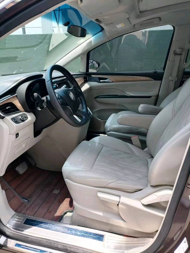 徐州17年别克GL85