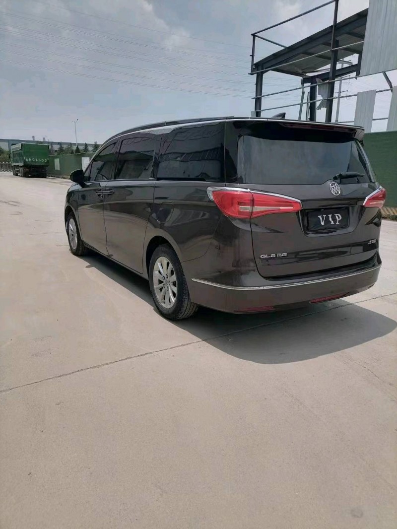 徐州17年别克GL86