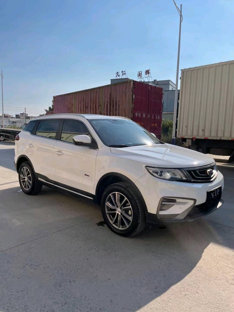 东莞20年吉利博越6