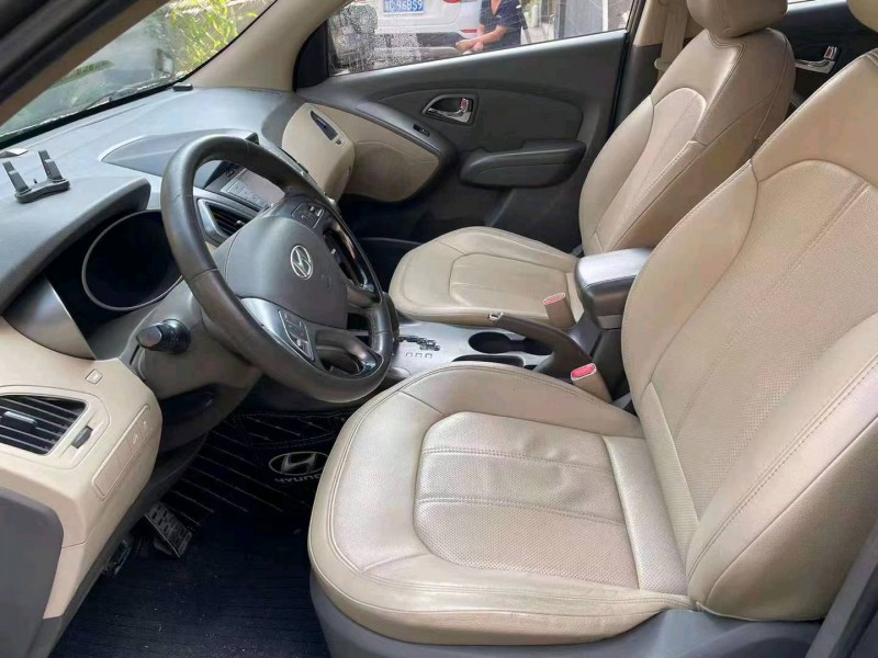 苏州11年现代ix357