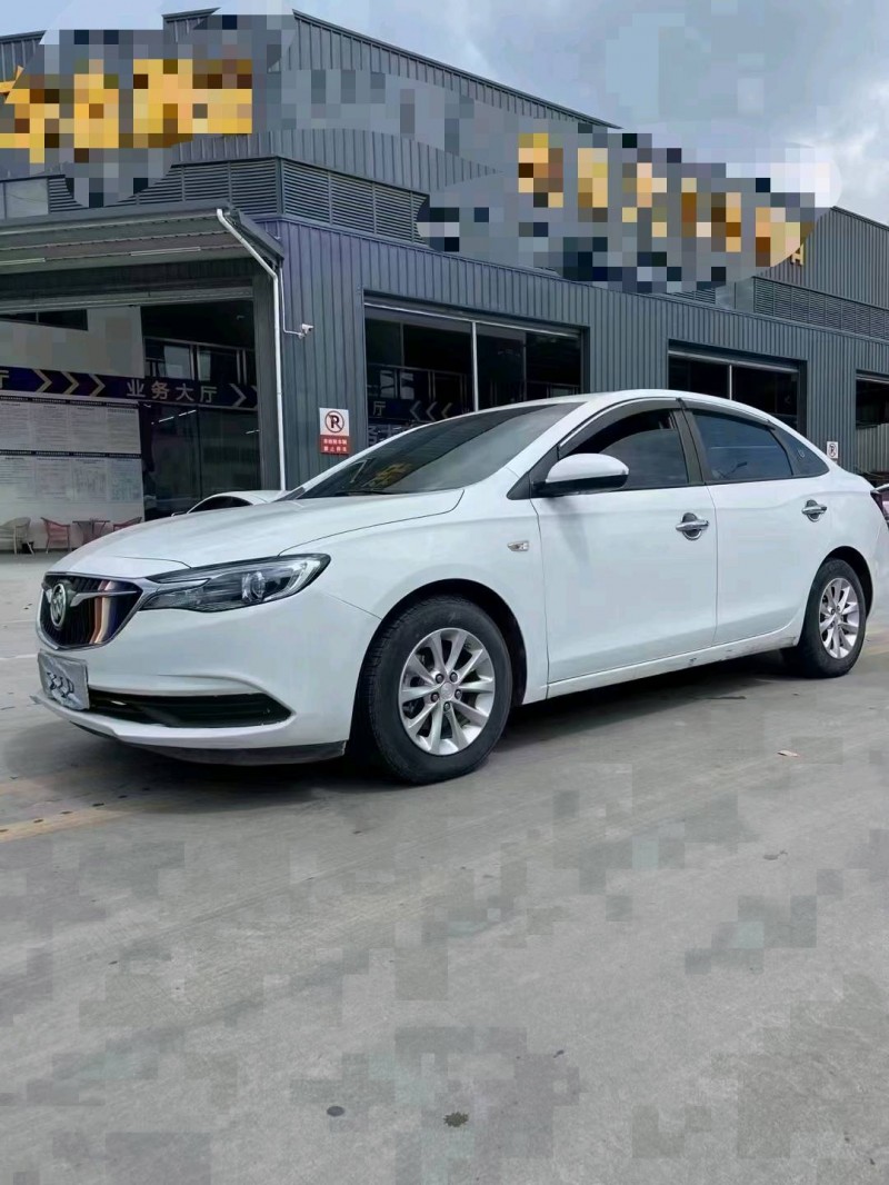 东莞18年别克英朗2