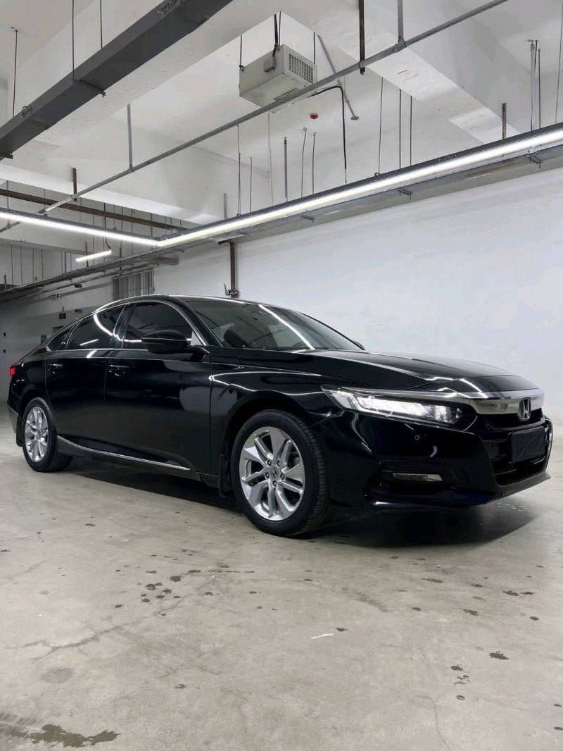 沈阳18年本田雅阁5