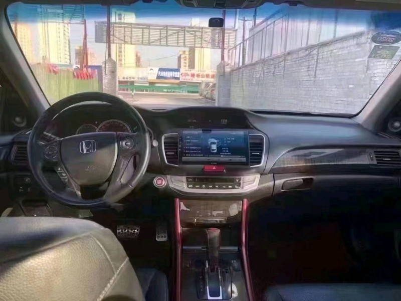 北京14年本田雅阁4