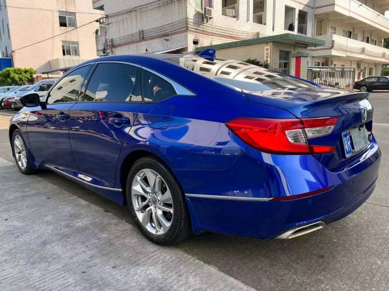 中山18年本田雅阁5