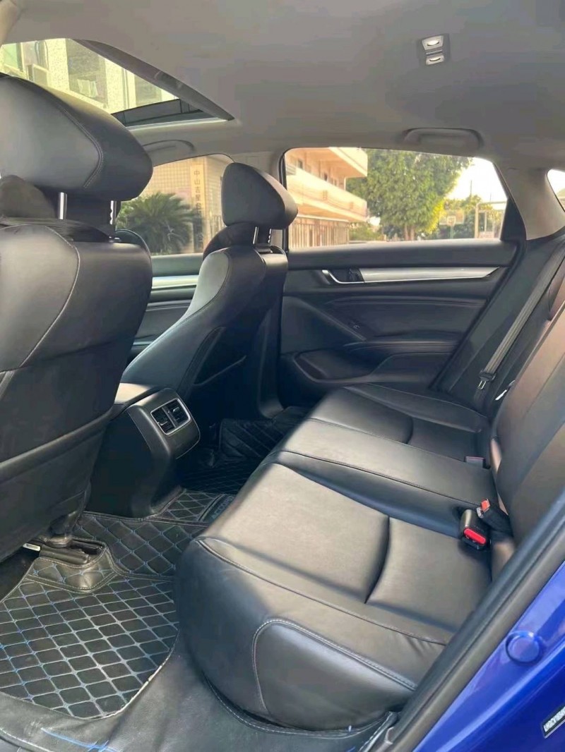 中山18年本田雅阁7