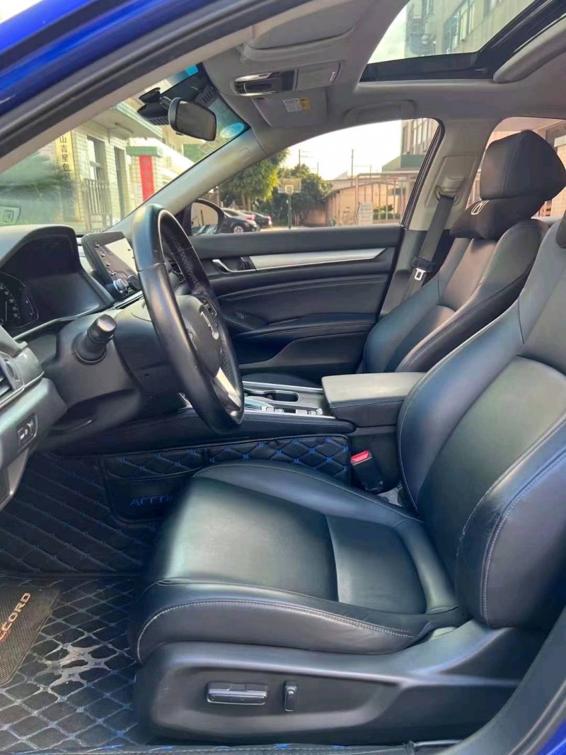 中山18年本田雅阁9