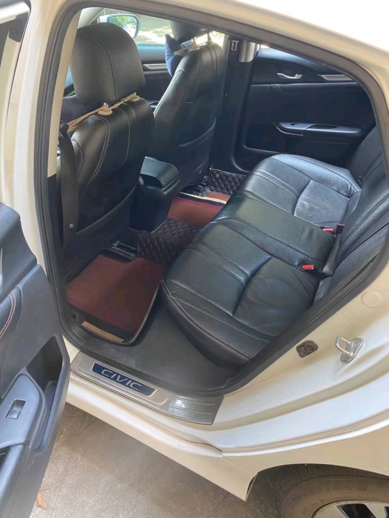 广州17年本田思域9