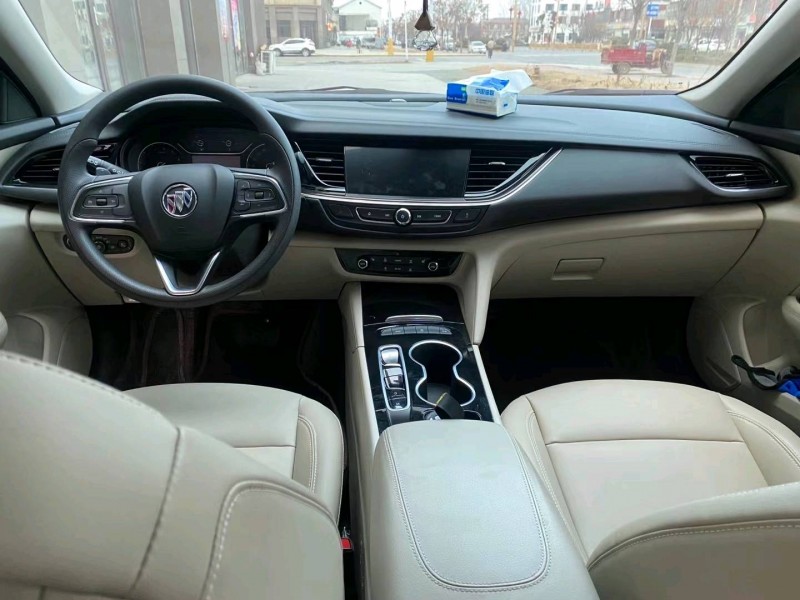 徐州21年别克君威4