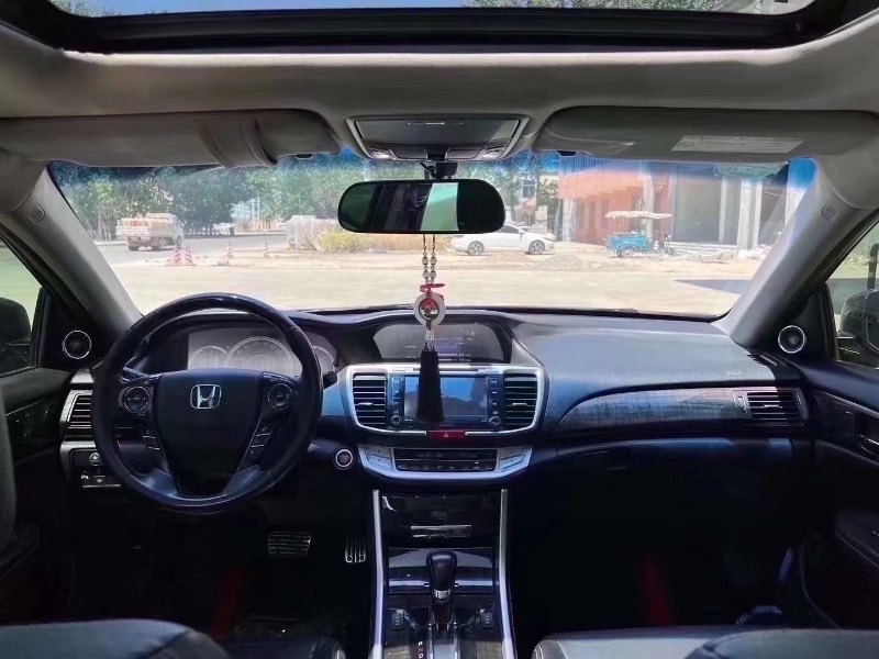 北京13年本田雅阁6