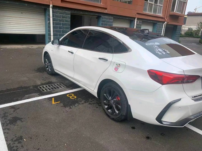 枣庄22年别克威朗3