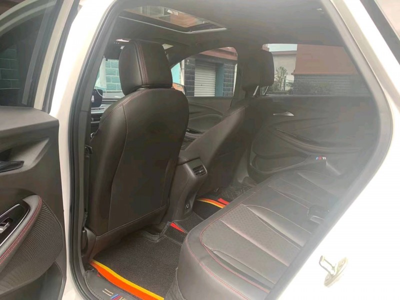 枣庄22年别克威朗4