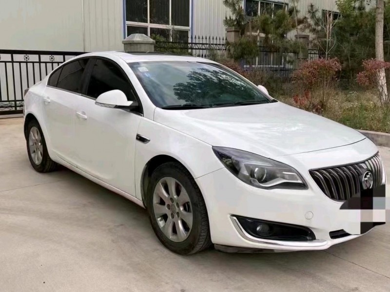 青岛16年别克君威2