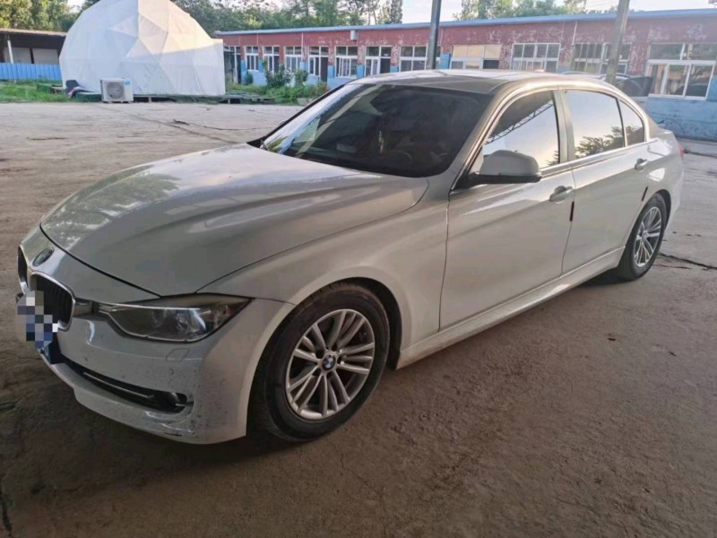 保定13年宝马3系3