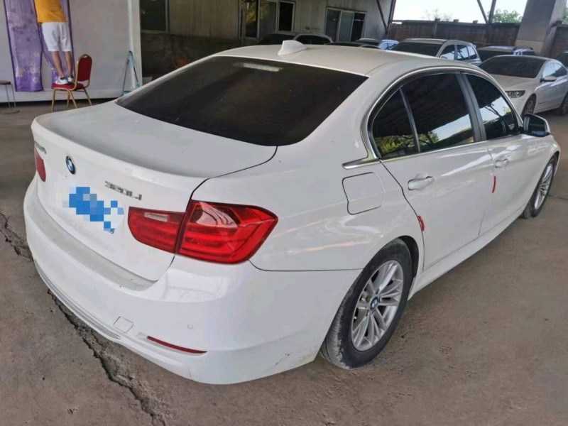 保定13年宝马3系4